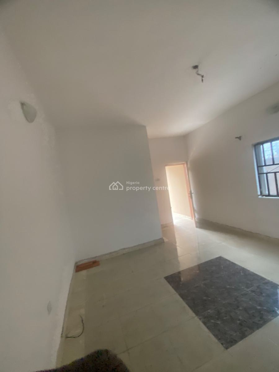 Luxuriously Spacious Mini Flat, No 13 Adeyemi Close, Sangotedo, Ajah, Lagos, Mini Flat (room and Parlour) for Rent