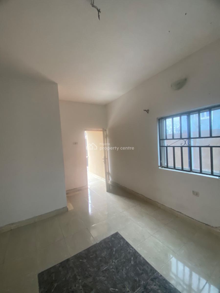 Luxuriously Spacious Mini Flat, No 13 Adeyemi Close, Sangotedo, Ajah, Lagos, Mini Flat (room and Parlour) for Rent