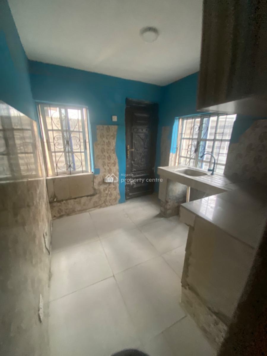 Luxuriously Spacious 2 Bedroom Flat, No 13 Adeyemi Close, Sangotedo, Ajah, Lagos, House for Rent