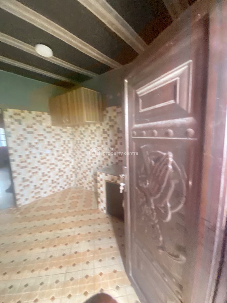 Luxuriously Spacious 2 Bedroom Flat, No 13 Adeyemi Close, Sangotedo, Ajah, Lagos, House for Rent