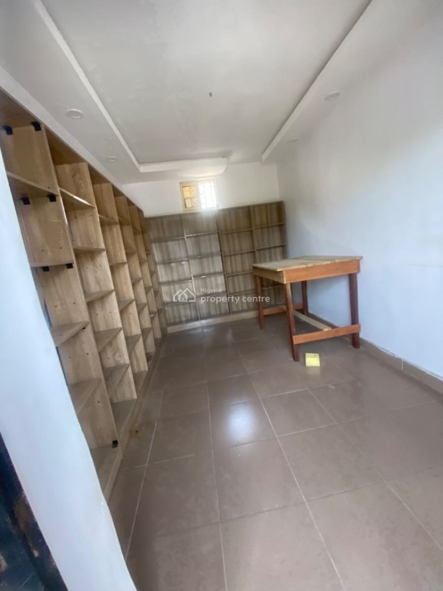 Luxuriously Spacious Shop, No 13 Adeyemi Close Sangotedo, Sangotedo, Ajah, Lagos, Shop for Rent