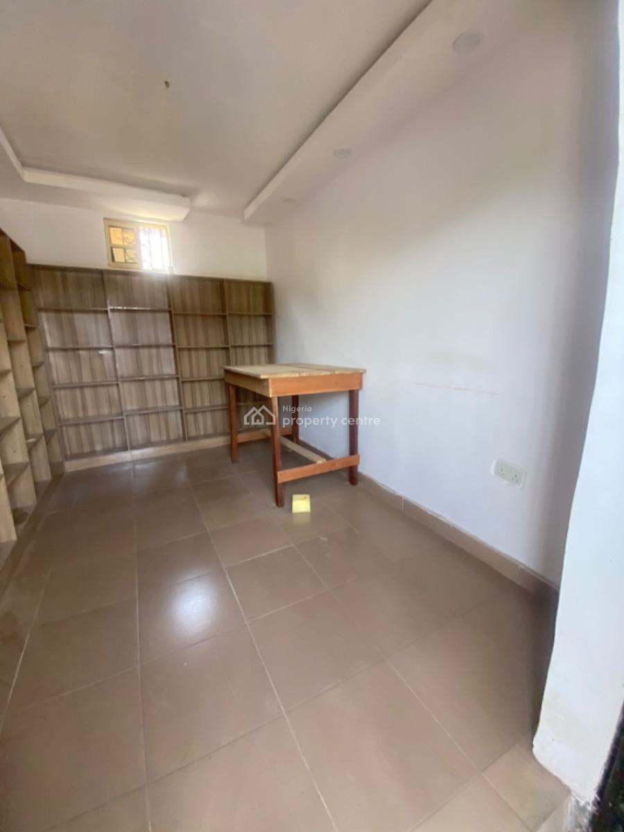 Luxuriously Spacious Shop, No 13 Adeyemi Close Sangotedo, Sangotedo, Ajah, Lagos, Shop for Rent
