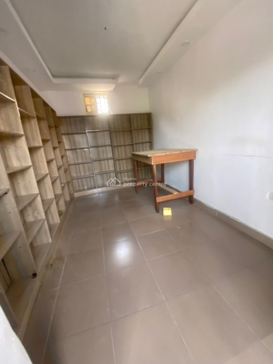Luxuriously Spacious Shop, No 13 Adeyemi Close Sangotedo, Sangotedo, Ajah, Lagos, Shop for Rent