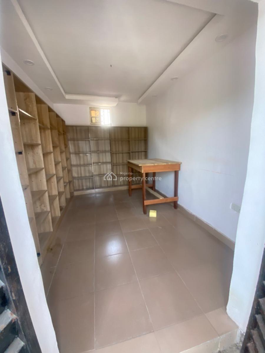 Luxuriously Spacious Shop, No 13 Adeyemi Close Sangotedo, Sangotedo, Ajah, Lagos, Shop for Rent