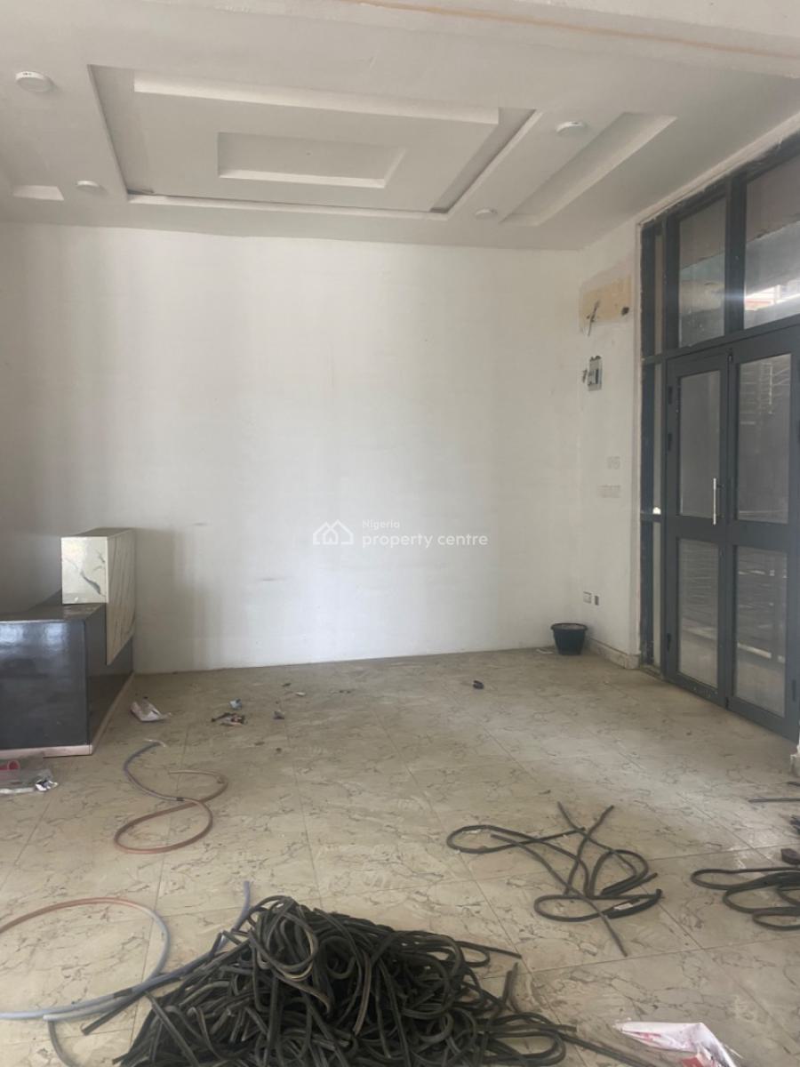 Luxuriously Spacious Shop, No. 13, Adeyemi Close, Sangotedo, Ajah, Lagos, Shop for Rent