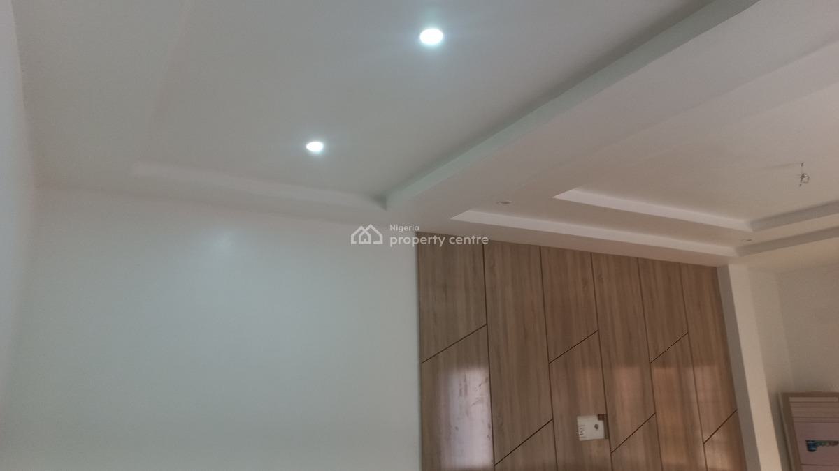 Clean 4 Bedrooms Duplex with Bq, Guzape District, Abuja, Terraced Duplex for Sale