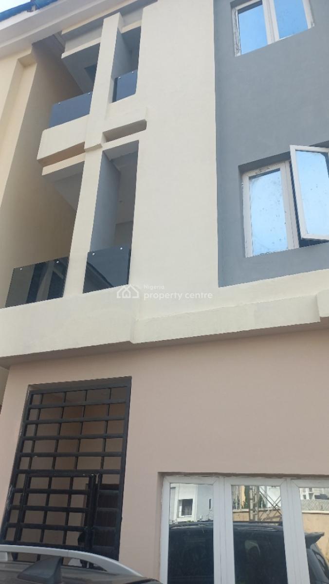 Clean 4 Bedrooms Duplex with Bq, Guzape District, Abuja, Terraced Duplex for Sale