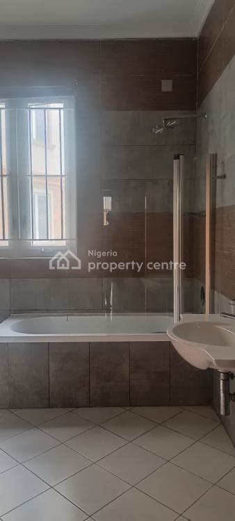 Clean 3 Bedroom Flat with Staff Quarters, Alade Odunewu Street, Parkview, Ikoyi, Lagos, Flat / Apartment for Rent