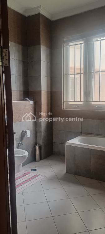 Clean 3 Bedroom Flat with Staff Quarters, Alade Odunewu Street, Parkview, Ikoyi, Lagos, Flat / Apartment for Rent