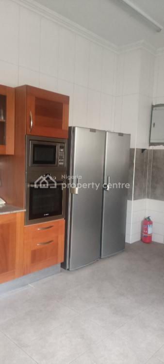 Clean 3 Bedroom Flat with Staff Quarters, Alade Odunewu Street, Parkview, Ikoyi, Lagos, Flat / Apartment for Rent