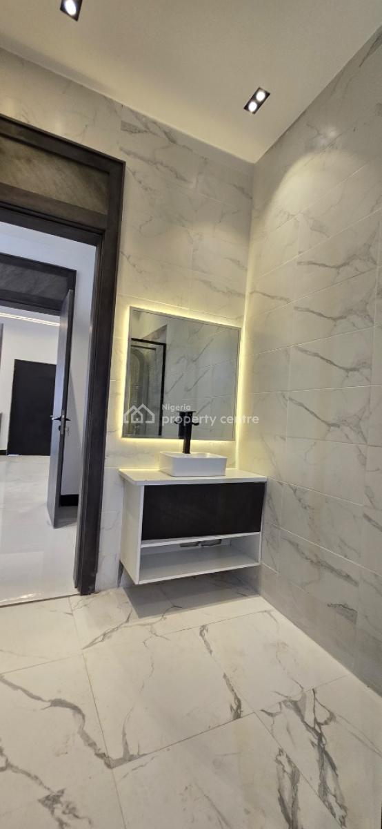 Luxurious Five Bedroom Detached Duplex & a One Bedroom Bq, Asokoro Hills, Asokoro District, Abuja, Detached Duplex for Sale