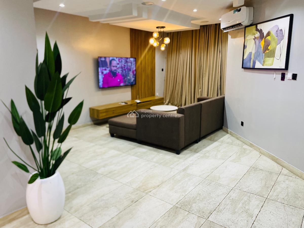 Luxury 2 Bedroom with Swimming Pool, Lekki Phase 1, Lekki, Lagos, Flat / Apartment Short Let