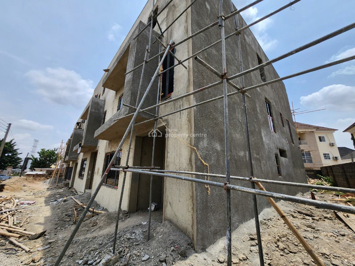 Contemporary 5 Bedrooms Town House + Bq, Trans Engineering Estate, Dawaki, Gwarinpa, Abuja, Terraced Duplex for Sale