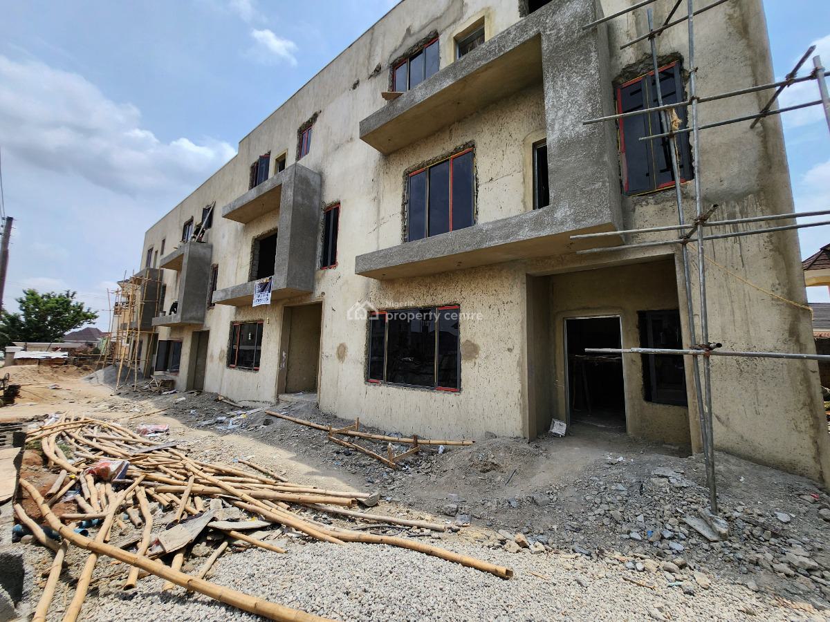 Contemporary 5 Bedrooms Town House + Bq, Trans Engineering Estate, Dawaki, Gwarinpa, Abuja, Terraced Duplex for Sale