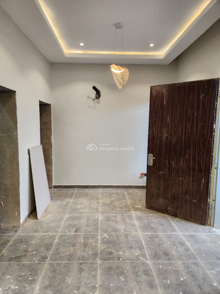 Contemporary 5 Bedrooms Town House + Bq, Trans Engineering Estate, Dawaki, Gwarinpa, Abuja, Terraced Duplex for Sale