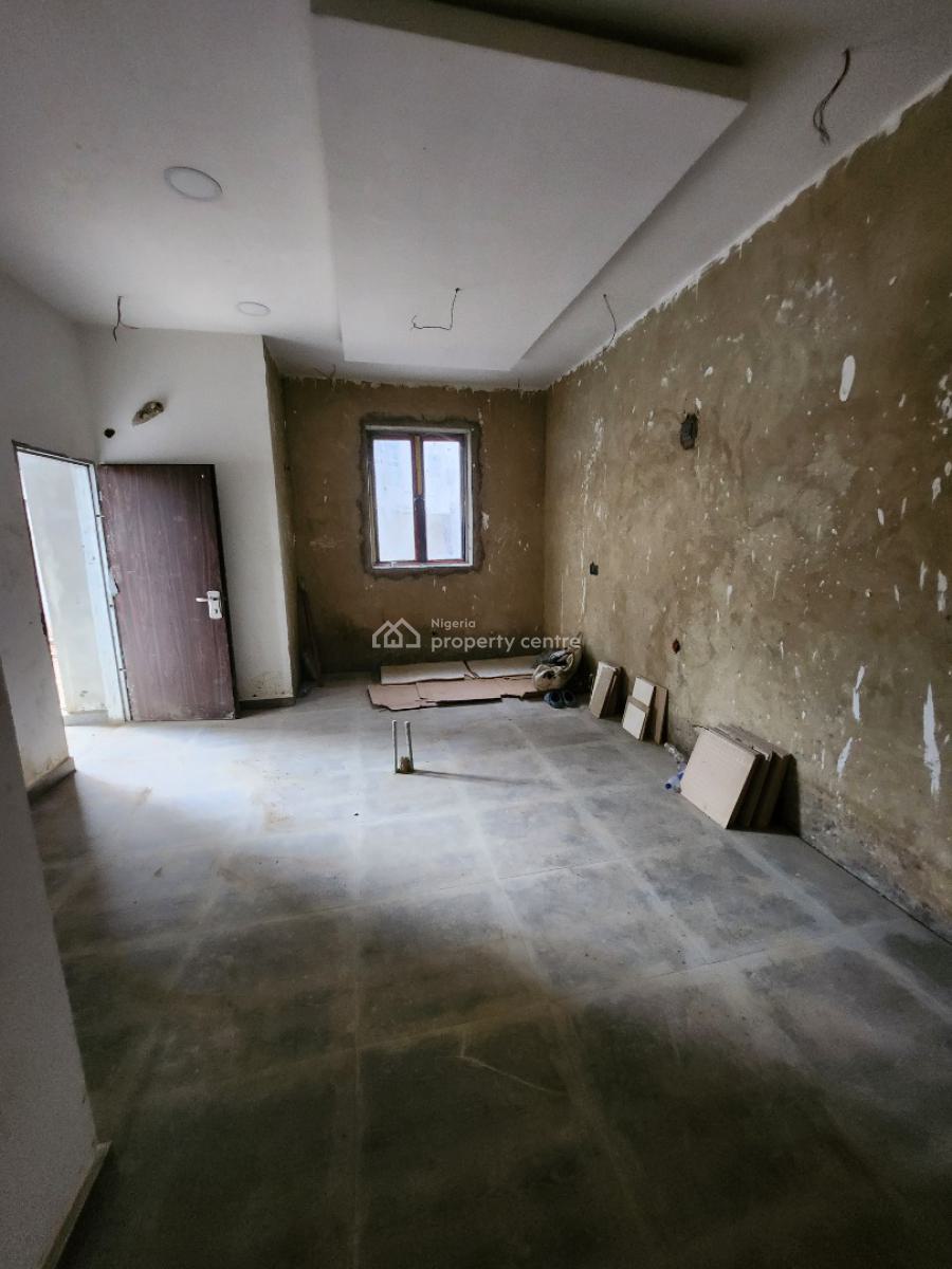 Contemporary 5 Bedrooms Town House + Bq, Trans Engineering Estate, Dawaki, Gwarinpa, Abuja, Terraced Duplex for Sale