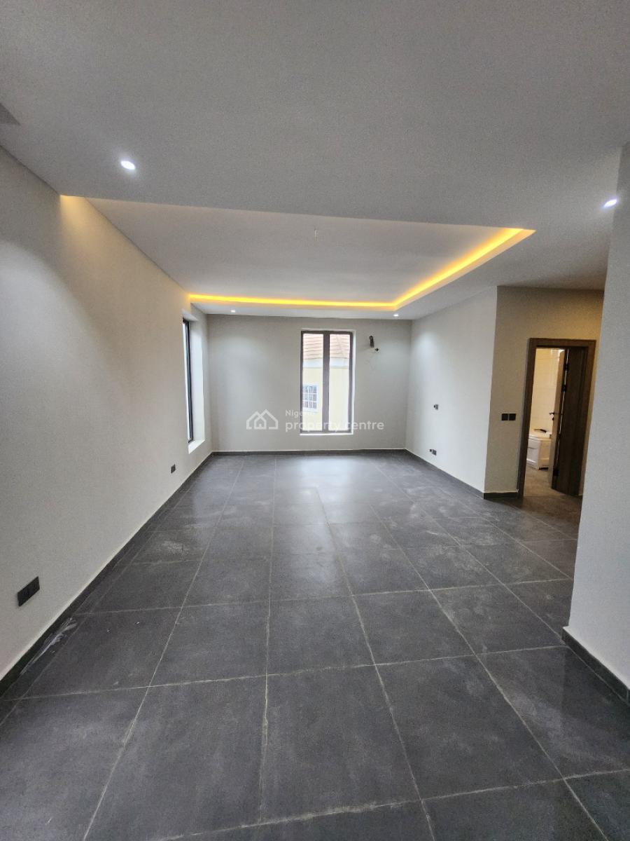 Contemporary 5 Bedrooms Town House + Bq, Trans Engineering Estate, Dawaki, Gwarinpa, Abuja, Terraced Duplex for Sale