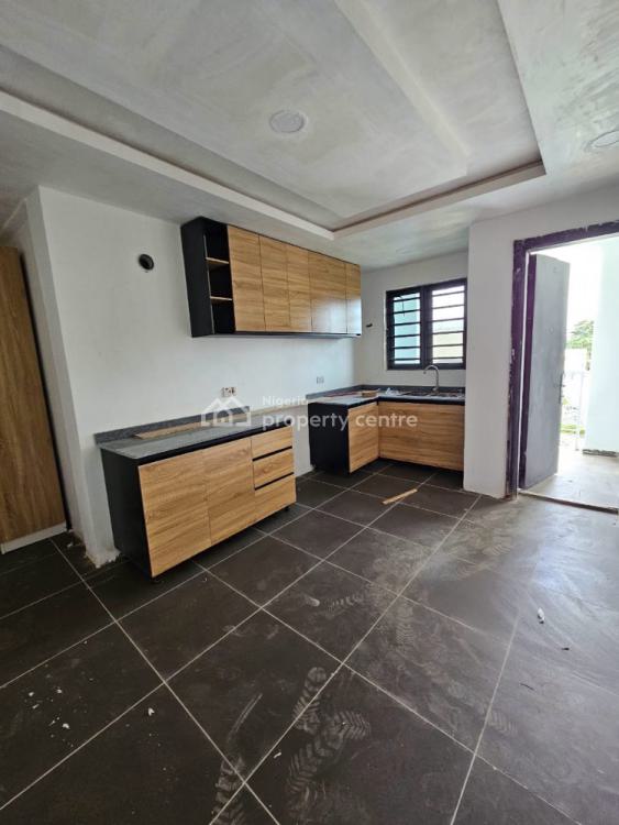 Luxury 3 Bedroom Apartment for Giveaway Price, Maryland Private Estate, Ikeja, Lagos, Flat / Apartment for Sale