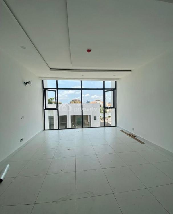 For Rent Luxury 4 Bedroom Townhouse, Ikoyi, Lagos 4 Beds, 5 Baths