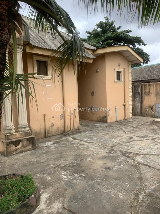 4 Bedroom Bungalow, Off Ijegun, Ijegun, Ikotun, Lagos, Detached Bungalow for Sale