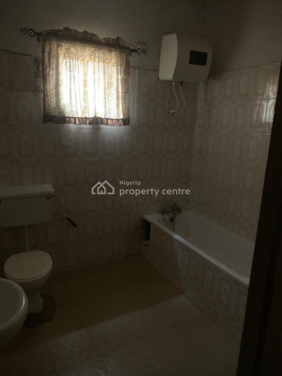 4 Bedroom Bungalow, Off Ijegun, Ijegun, Ikotun, Lagos, Detached Bungalow for Sale