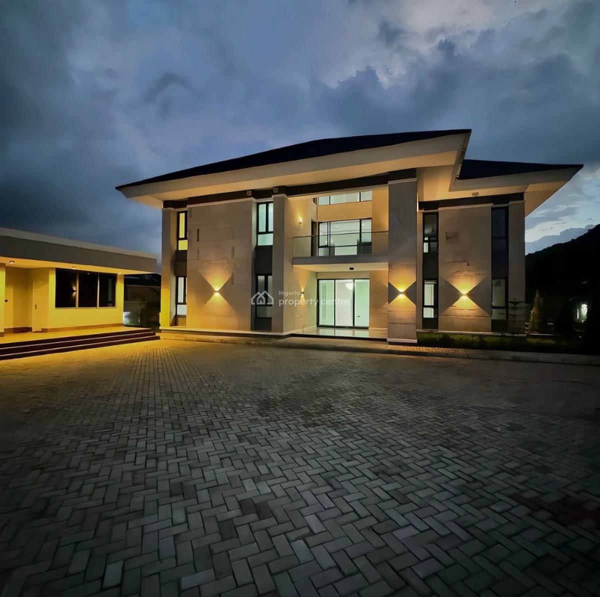 Luxury 8 Bedroom Detached Villa, Maitama District, Abuja, House for Sale