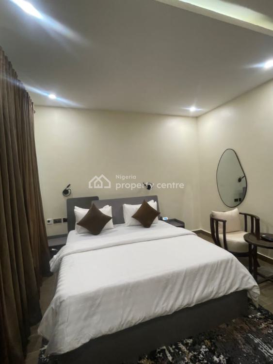 Studio Apartment, Lekki Phase 1, Lekki, Lagos, Self Contain (single Rooms) Short Let