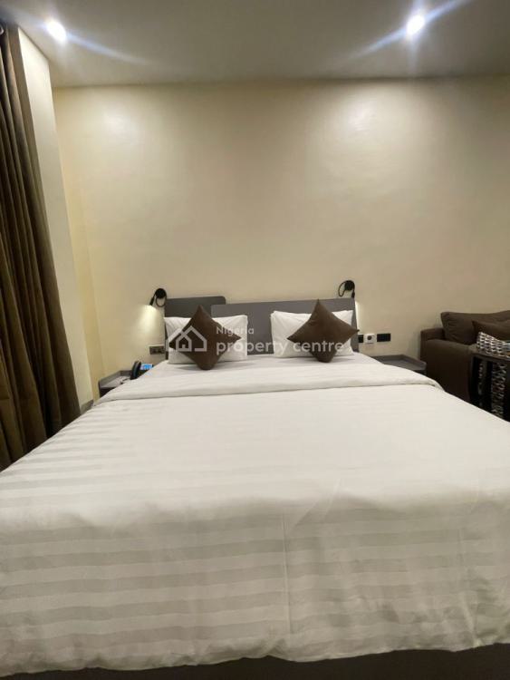 Studio Apartment, Lekki Phase 1, Lekki, Lagos, Self Contain (single Rooms) Short Let