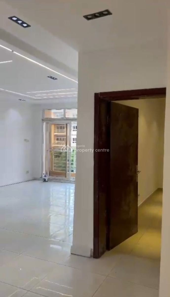 Newly Renovated & Serviced 3 Bedroom (actual Video Available on Req.), Cadogan Estate, Osapa, Lekki, Lagos, Flat / Apartment for Rent