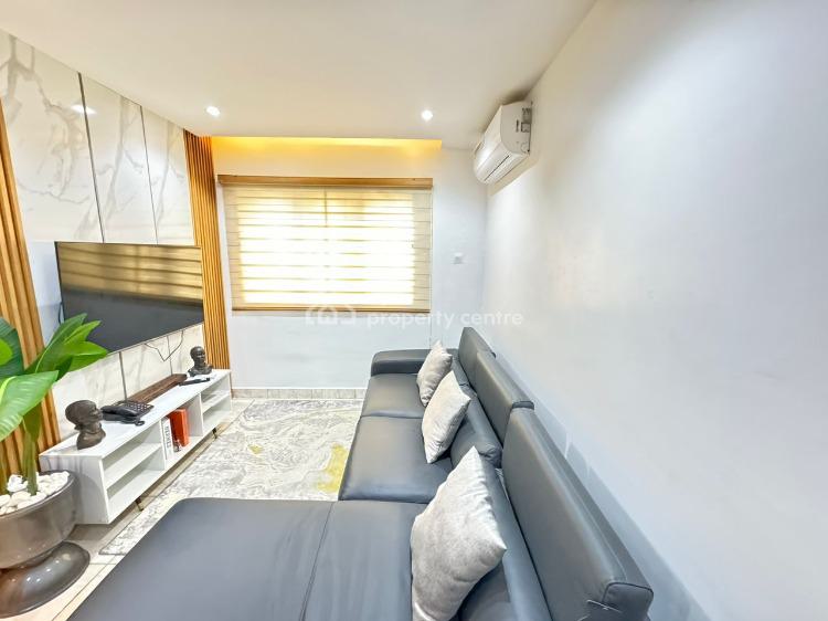 2 Bedroom Flat, Admiralty Road  Road 12, Lekki Phase 1, Lekki, Lagos, Flat / Apartment Short Let