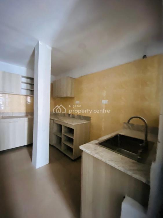 2 Bedroom Flat, Ologolo, Lekki, Lagos, Flat / Apartment for Sale