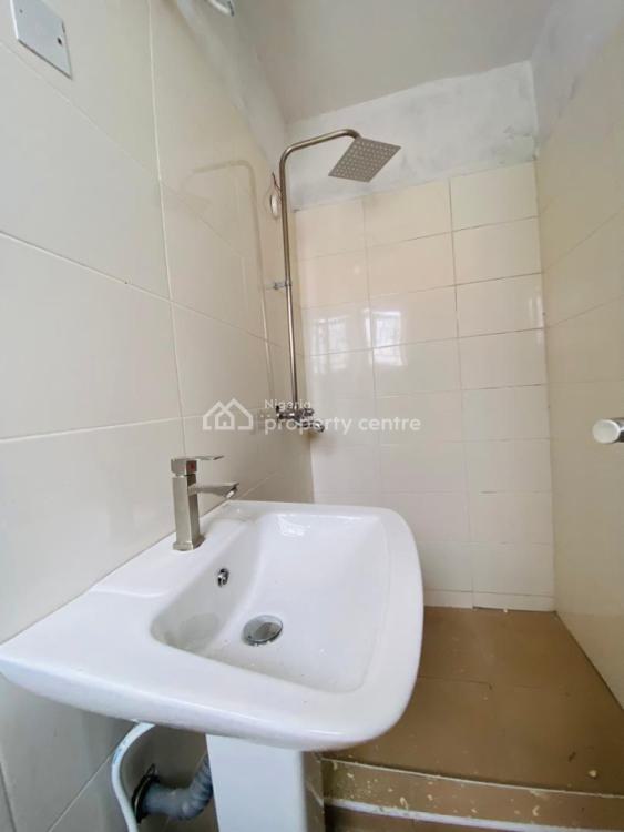 2 Bedroom Flat, Ologolo, Lekki, Lagos, Flat / Apartment for Sale