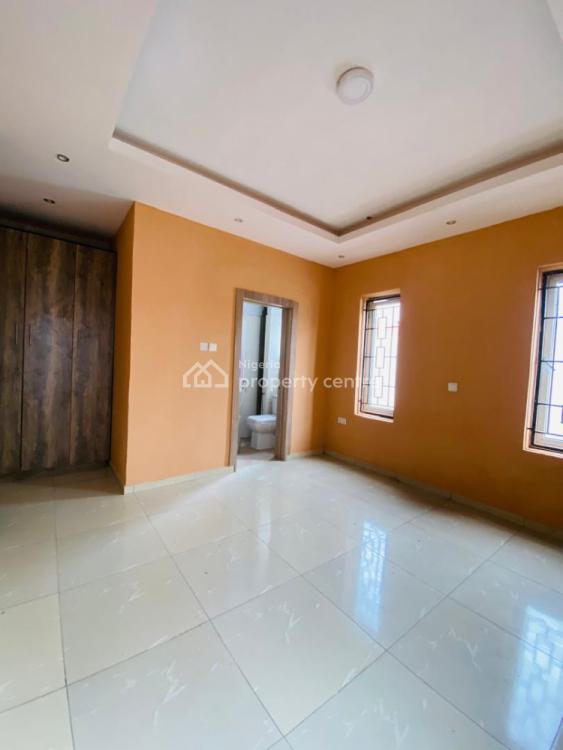 2 Bedroom Flat, Ologolo, Lekki, Lagos, Flat / Apartment for Sale