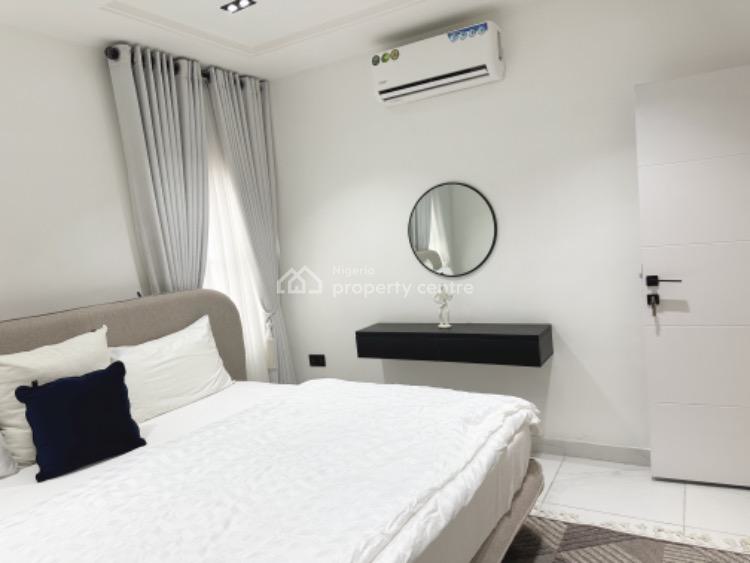 Newly Furnished 3 Bedrooms Apartment, Maruwa, Lekki Phase 1, Lekki, Lagos, Flat / Apartment Short Let