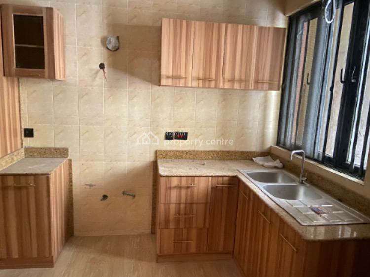 Newly Built 3 Bedroom Apartment with Bq, Lekki Phase 1, Lekki, Lagos, Flat / Apartment for Rent
