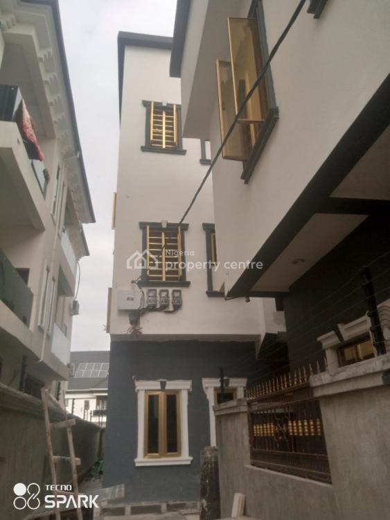 2 Bedroom Flat, Devine Estate, Amuwo Odofin, Lagos, Flat / Apartment for Rent