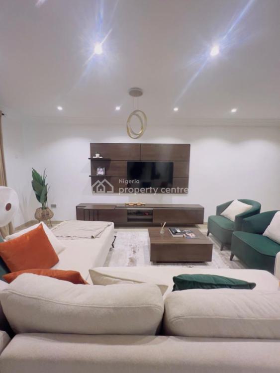 Fully Furnished, Neatly Used Serviced 2 Bedrooms Apartment, Off Ologolo Road, Beside White Oak Estate, Ologolo, Lekki, Lagos, Flat / Apartment for Sale
