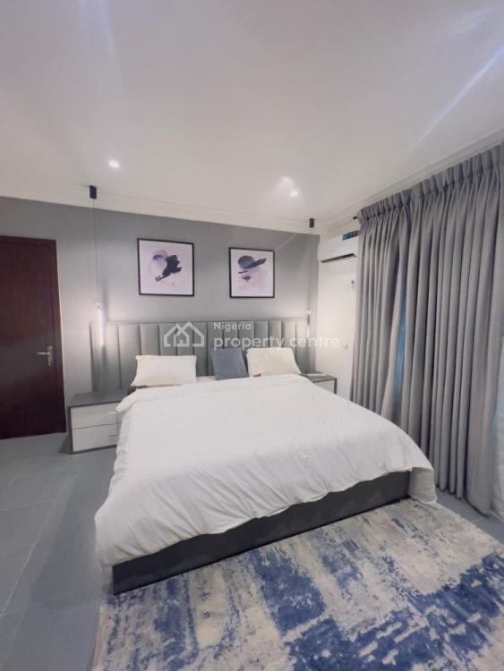 Fully Furnished, Neatly Used Serviced 2 Bedrooms Apartment, Off Ologolo Road, Beside White Oak Estate, Ologolo, Lekki, Lagos, Flat / Apartment for Sale