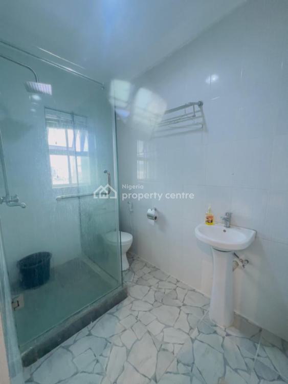 Fully Furnished, Neatly Used Serviced 2 Bedrooms Apartment, Off Ologolo Road, Beside White Oak Estate, Ologolo, Lekki, Lagos, Flat / Apartment for Sale