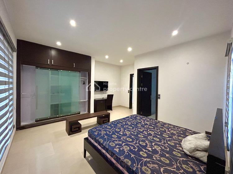 3 Bedroom Apartment with Swimming Pool,gym and Bq, Ikoyi, Lagos, Flat / Apartment for Rent