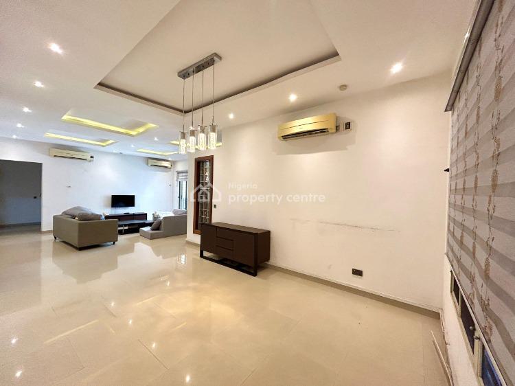 3 Bedroom Apartment with Swimming Pool,gym and Bq, Ikoyi, Lagos, Flat / Apartment for Rent
