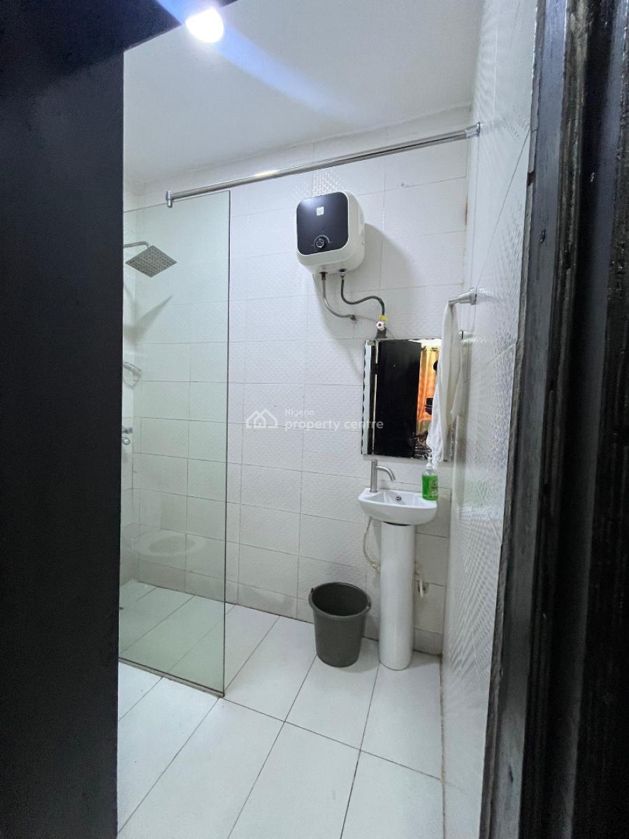 Luxurious 4 Bedroom Apartment with Excellent Facilities, Emeka Anyaoku Estate, Muiz Banire Street, Ikeja Gra, Ikeja, Lagos, Flat / Apartment Short Let