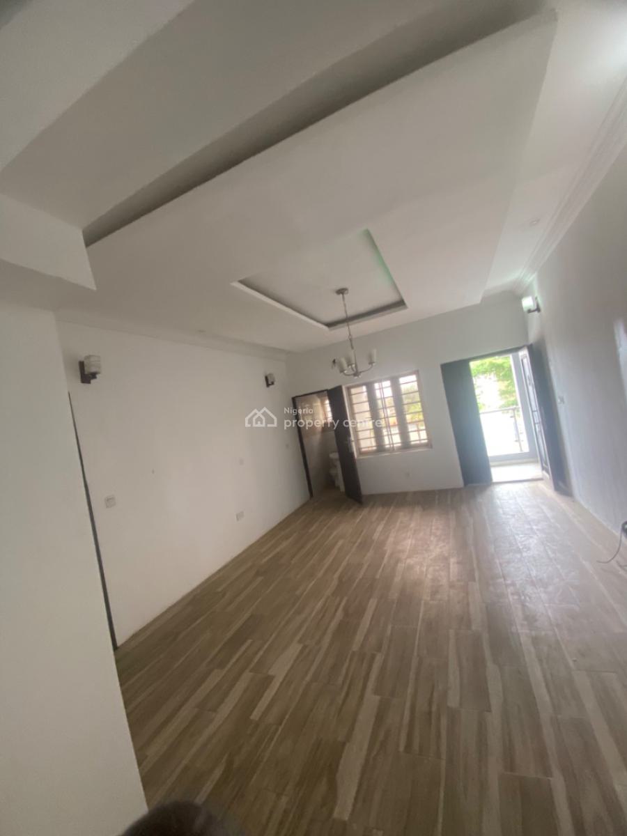 Luxuriously Nice Spacious  3 Bedroom Flat  with Excellent Finishing, 12, Kayode Street Sangotedo, Sangotedo, Ajah, Lagos, House for Rent
