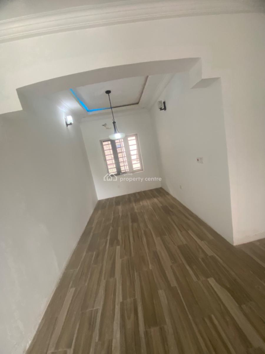 Luxuriously Nice Spacious  3 Bedroom Flat  with Excellent Finishing, 12, Kayode Street Sangotedo, Sangotedo, Ajah, Lagos, House for Rent
