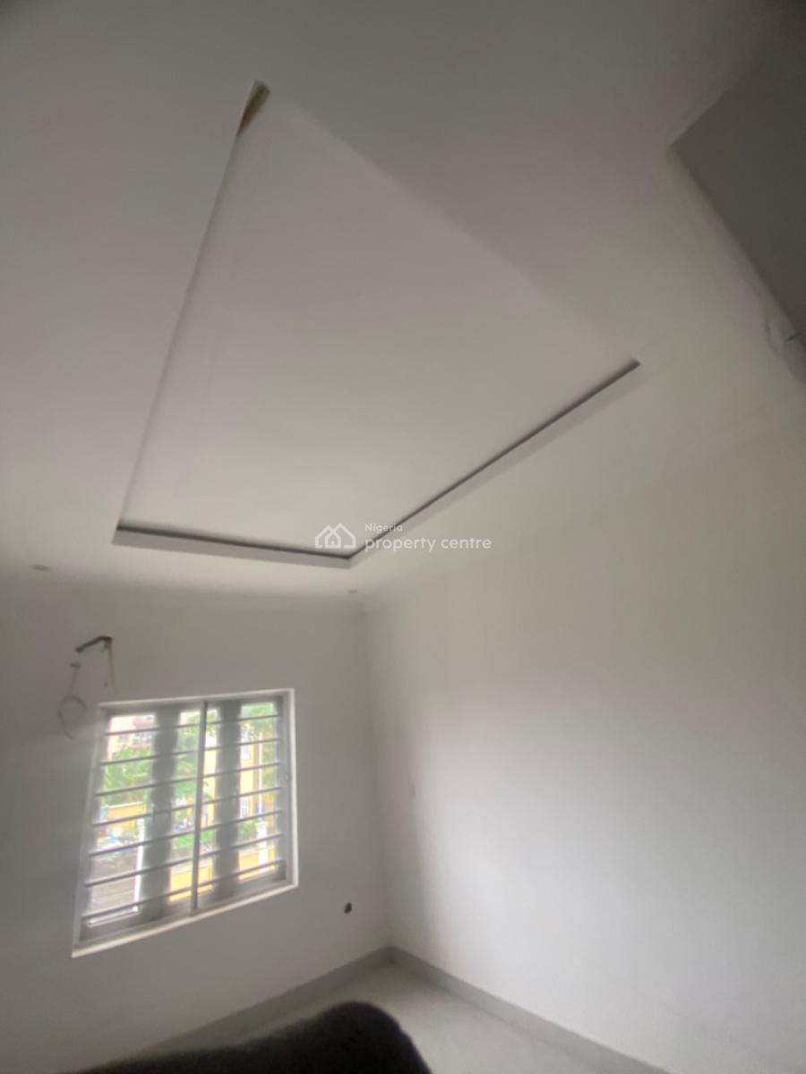Luxuriously Nice Spacious  3 Bedroom Flat  with Excellent Finishing, 12, Kayode Street Sangotedo, Sangotedo, Ajah, Lagos, House for Rent