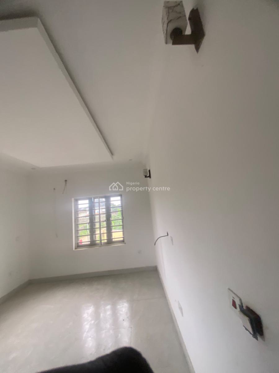 Luxuriously Nice Spacious  3 Bedroom Flat  with Excellent Finishing, 12, Kayode Street Sangotedo, Sangotedo, Ajah, Lagos, House for Rent