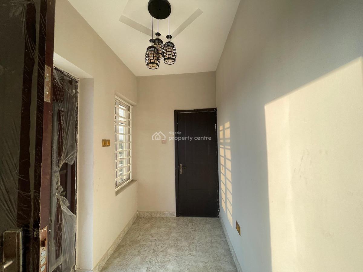 Luxuriously Nice Spacious  3 Bedroom Duplex with Excellent Finishing, 12, Kayode Street  Amen Estate, Ibeju Lekki, Lagos, House for Rent