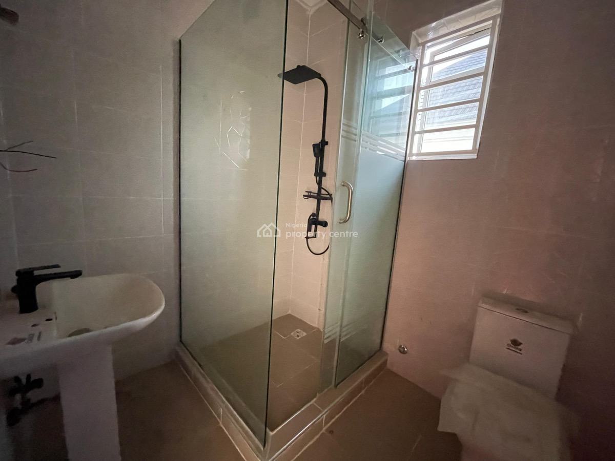 Luxuriously Nice Spacious  3 Bedroom Duplex with Excellent Finishing, 12, Kayode Street  Amen Estate, Ibeju Lekki, Lagos, House for Rent