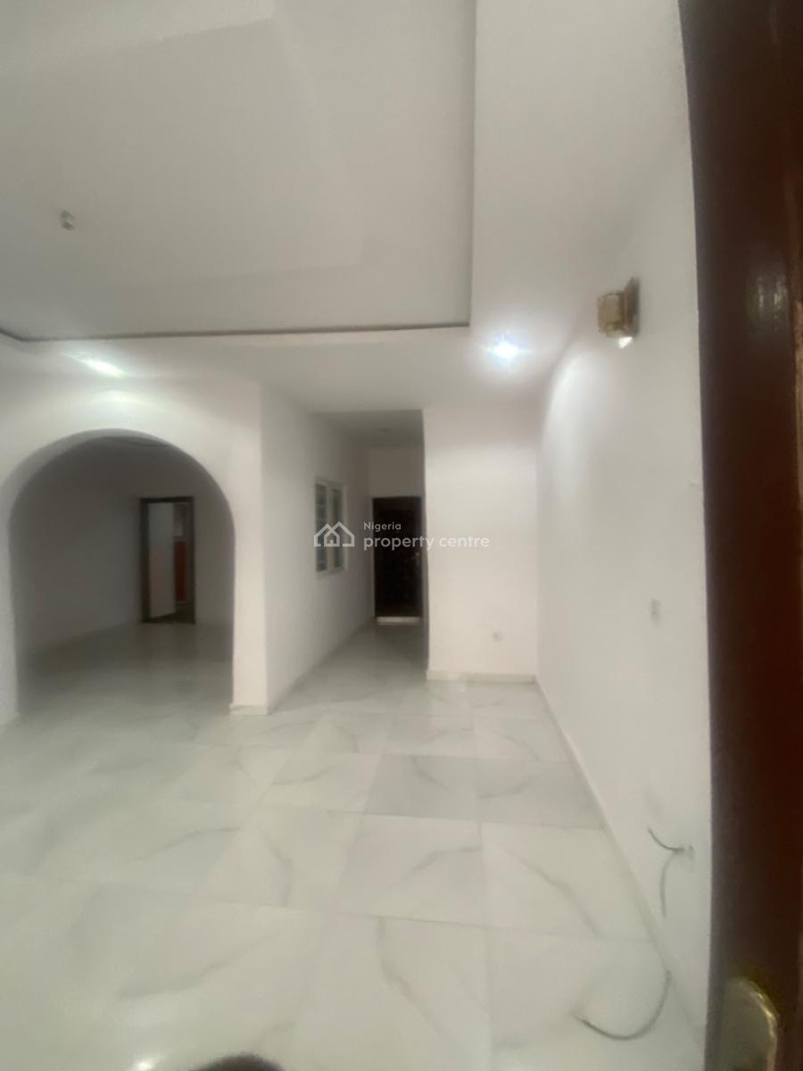 Luxuriously Nice Spacious  3 Bedroom Flat with Excellent Finishing, 12, Kayode Street  Sangotedo, Sangotedo, Ajah, Lagos, House for Rent