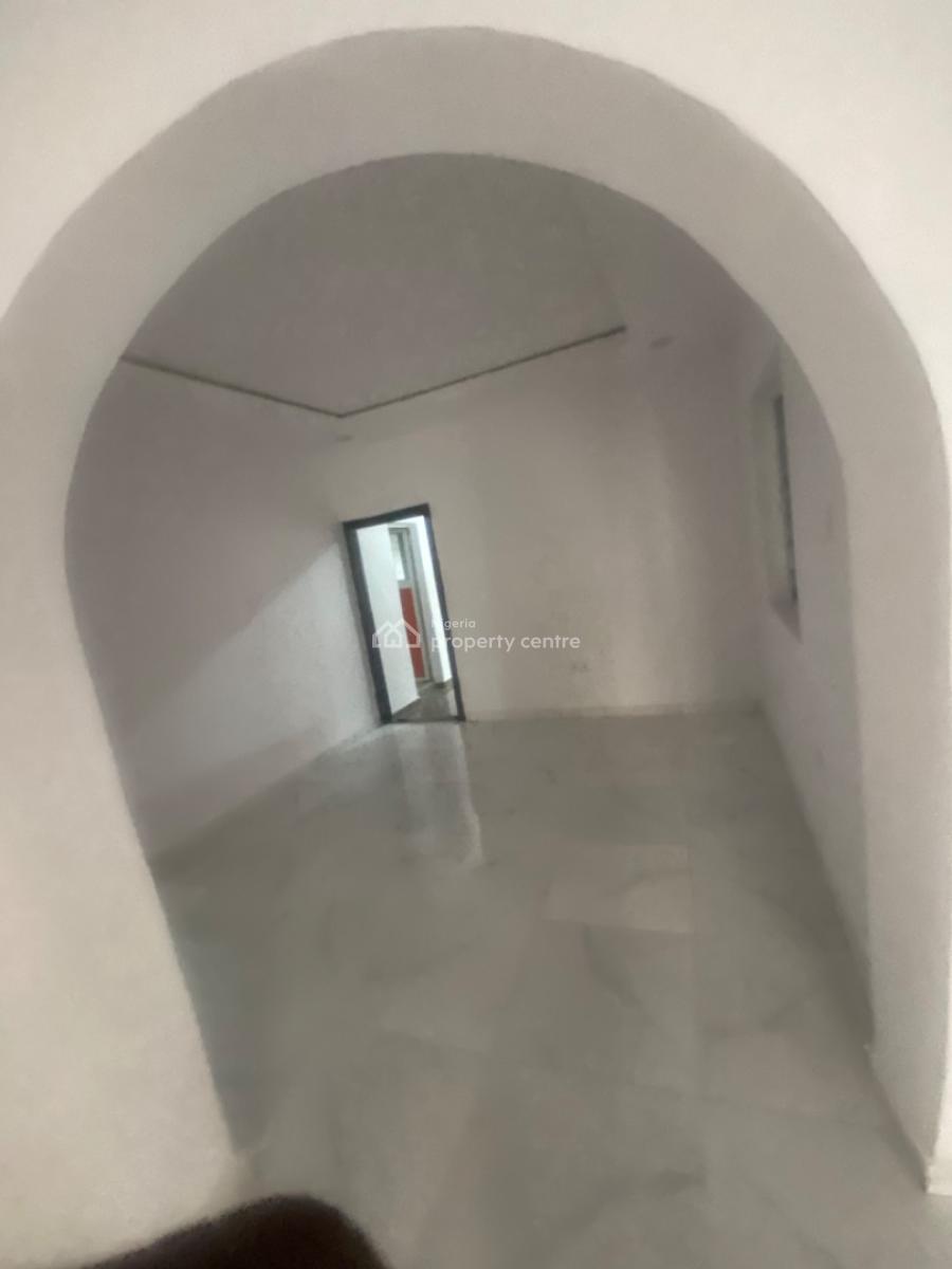 Luxuriously Nice Spacious  3 Bedroom Flat with Excellent Finishing, 12, Kayode Street  Sangotedo, Sangotedo, Ajah, Lagos, House for Rent